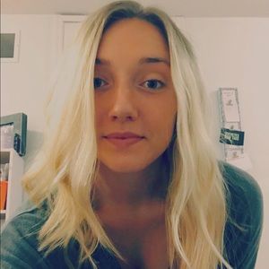 Meet your Posher, Alyssa